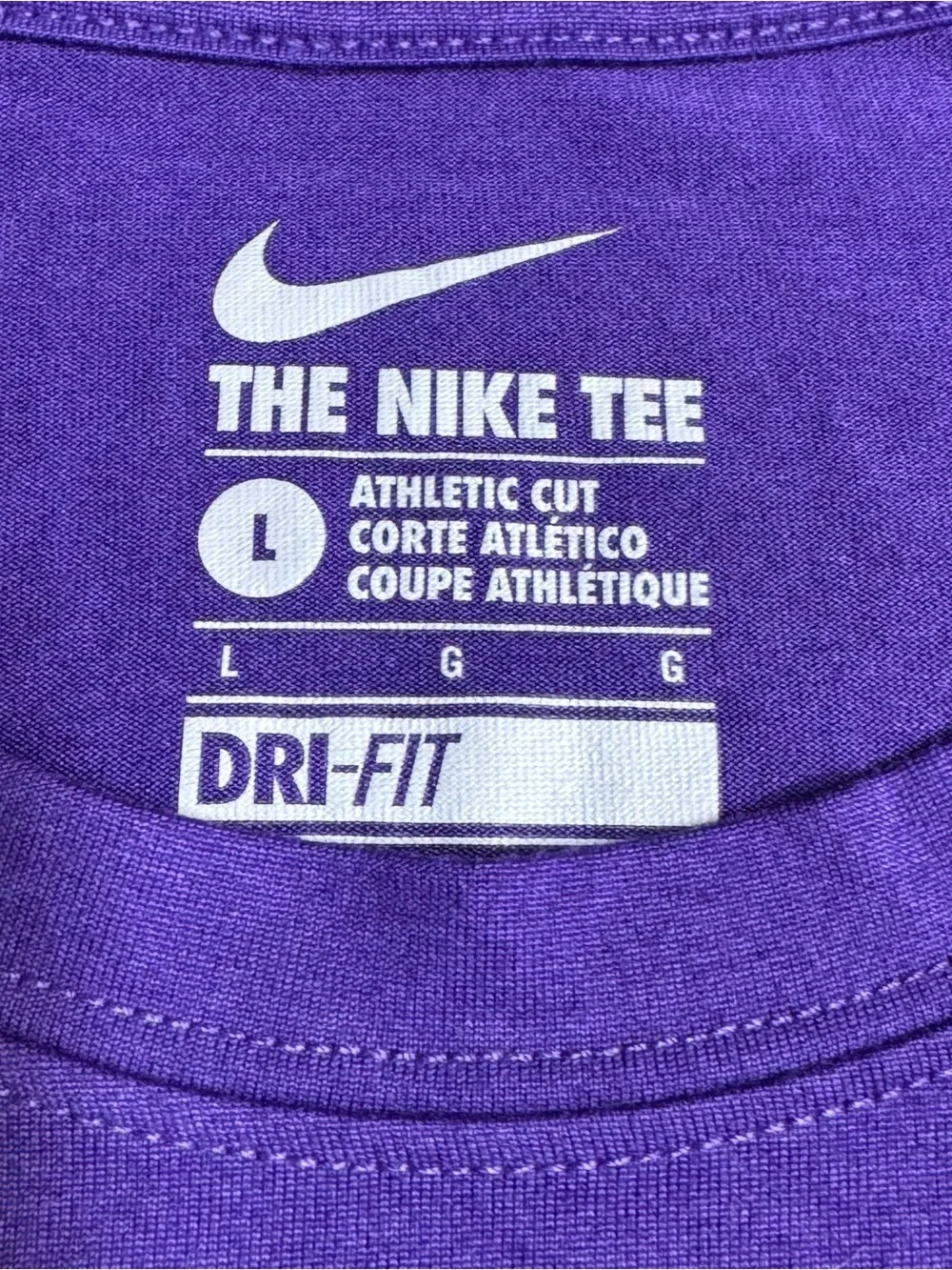 Nike Utah Jazz Dri-FIT Mountain Basketball Long-Sleeve Shirt Purple Athletic Fit